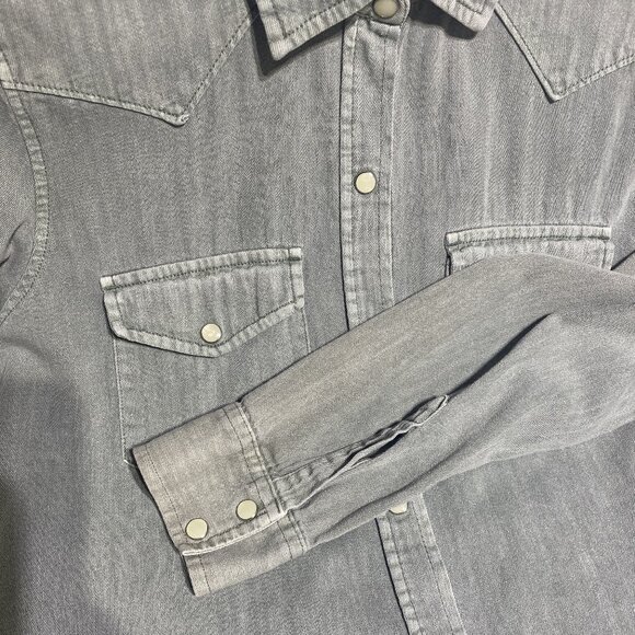 GAP Denim Western Style Sage Green Shirt - Picture 4 of 4